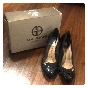Giani Bernini Memory Foam Black Heels